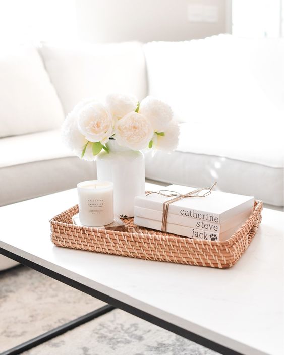 How to Decorate Your Coffee Table