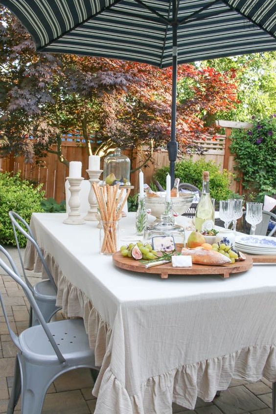 Celebrate Summer with Al Fresco Dining in Your Own Backyard