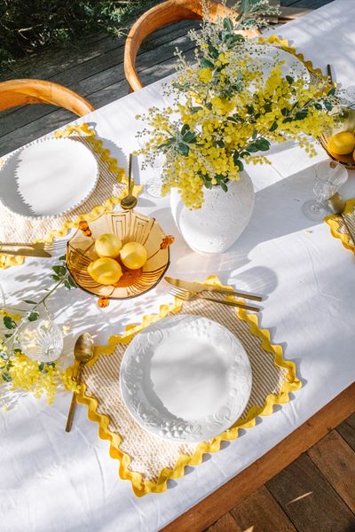 5 Daily Habits That Will Keep Your Dining Table Looking Beautiful